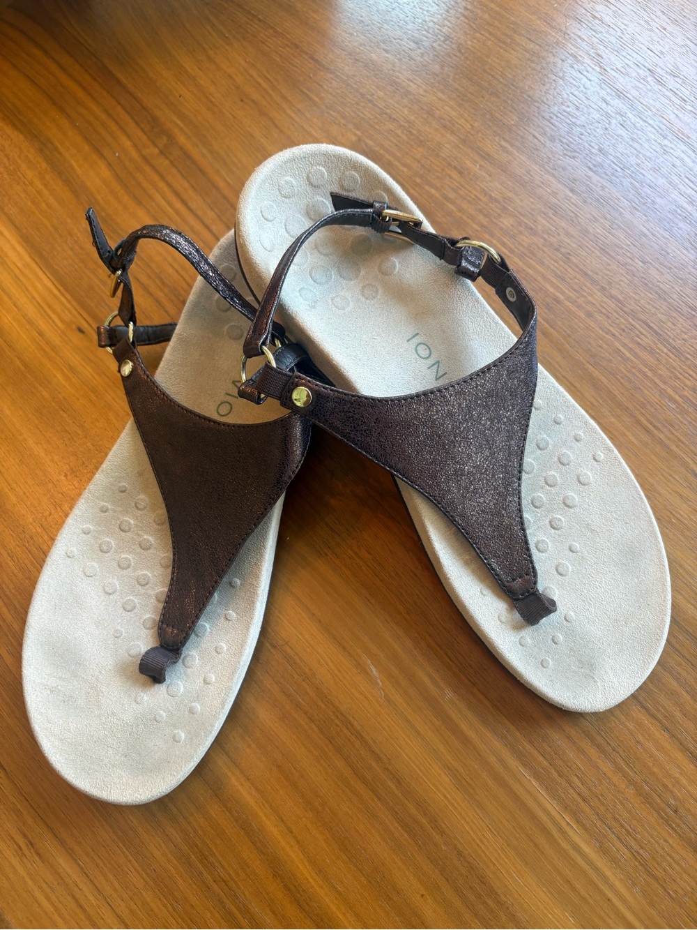 Vionic Kirra Metallic Bronze Leather Backstrap Orthotic Sandals - Size 9.5